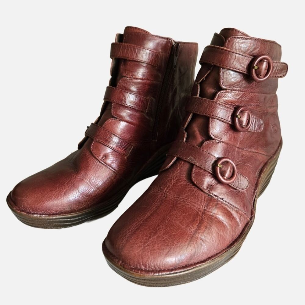 Bionica Forte Red Leather Ankle Boots 8.5 Comfort Wedge Moto Booties